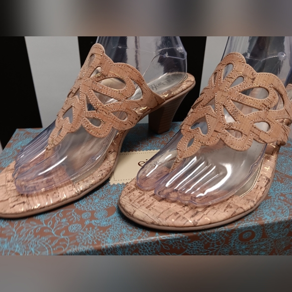 Euro soft Maya cork sandals - Picture 2 of 7
